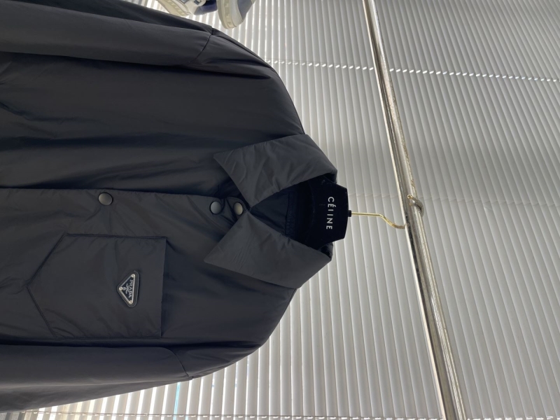 Pra*a outwear